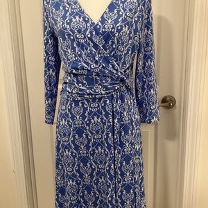 Fitted blue and white dress